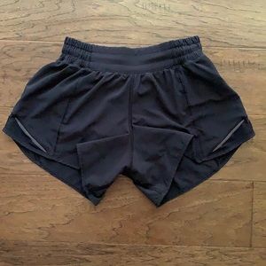 Lululemon hottie hot shorts 4 inch